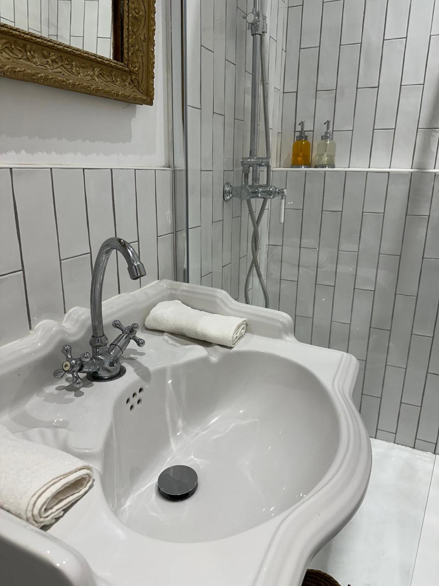 Studio Centre Ville La Toscane LʼIsle-sur-la-Sorgue Zewnętrze zdjęcie